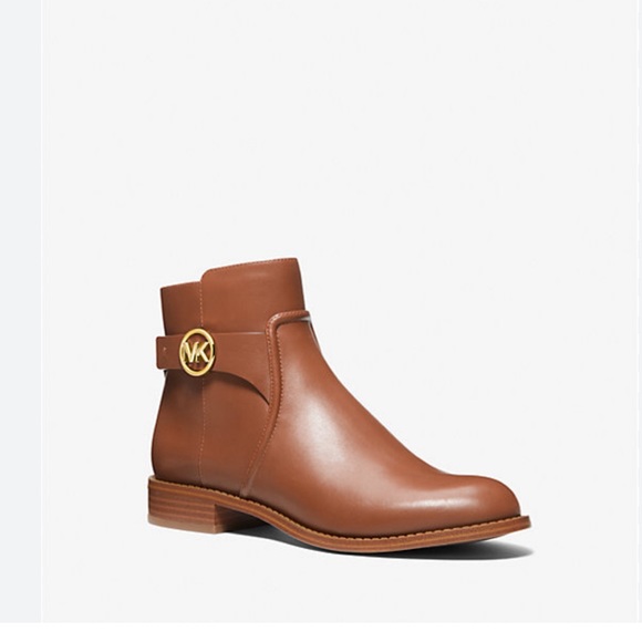 MICHAEL KORS 
Carmen Leather Ankle Boot✨brand new - Picture 1 of 8